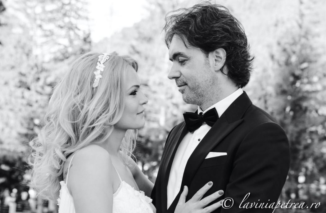 Prezentatoarea Pro TV Lavinia Petrea rupe tăcerea! Ce se întâmplă în căsnicia ei + Poze nemaivăzute de la nuntă