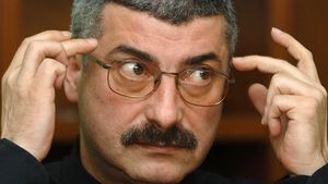 Silviu Prigoană demonstrează că a dus-o pe Bahmu in nenumărate excursii: "Adriana a fost plimbată pe toată planeta"