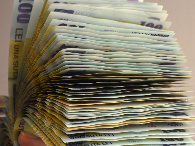 S-a aflat cine este câştigătorul premiului de la Loto 6/49. Norocosul şi-a ridicat deja câştigul
