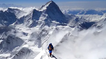 FOTO. IMPRESIONANT! Everestul si-a pastrat ca suvenir cadavrele alpinistilor care si-au pierdut viata pe platoul lumii!
