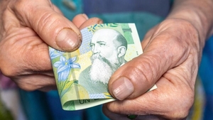 Acești pensionari din România primesc 400 lei de Paște. Cine se încadrează - vezi lista finală