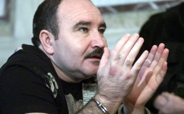 ”Locotenentul” lui Nuţu Cămătaru loveşte şi după moarte! Soţia lui, şocată!