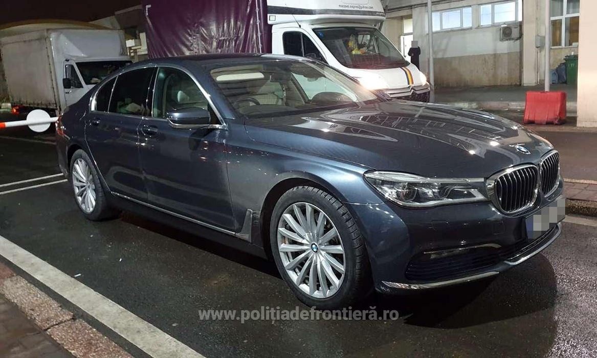 A vrut să scoată din țară un BMW Seria 7, dar a rămas fără mașină. Ce au descoperit polițiștii de frontieră de la vama Giurgiu