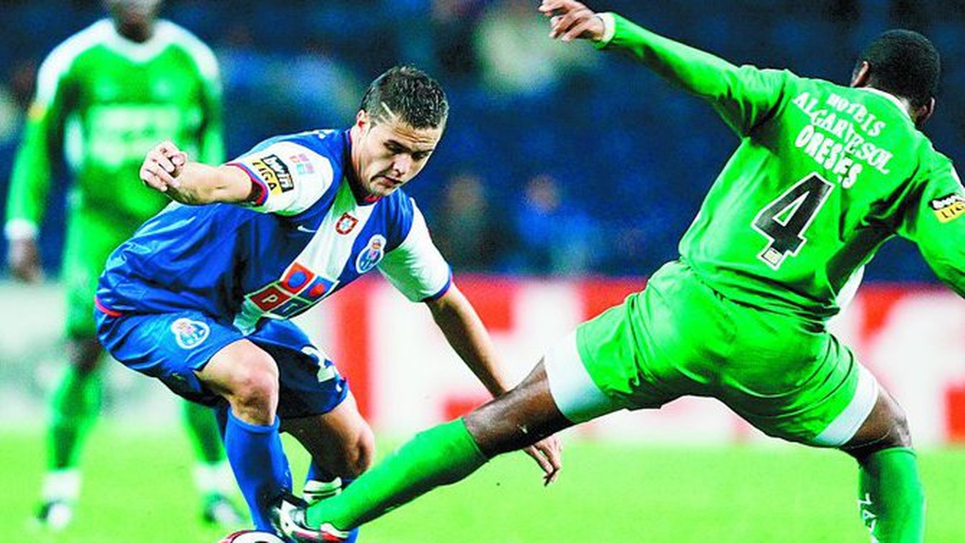 I-a dat 3.000 de euro lui Moraes!