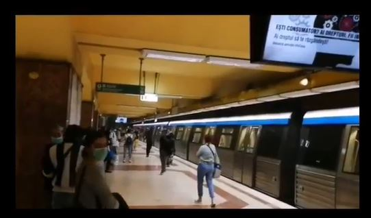 Explozii în stația de metrou Tineretului. Ce au declarat reprezentanții Metrorex despre deflagrații | FOTO