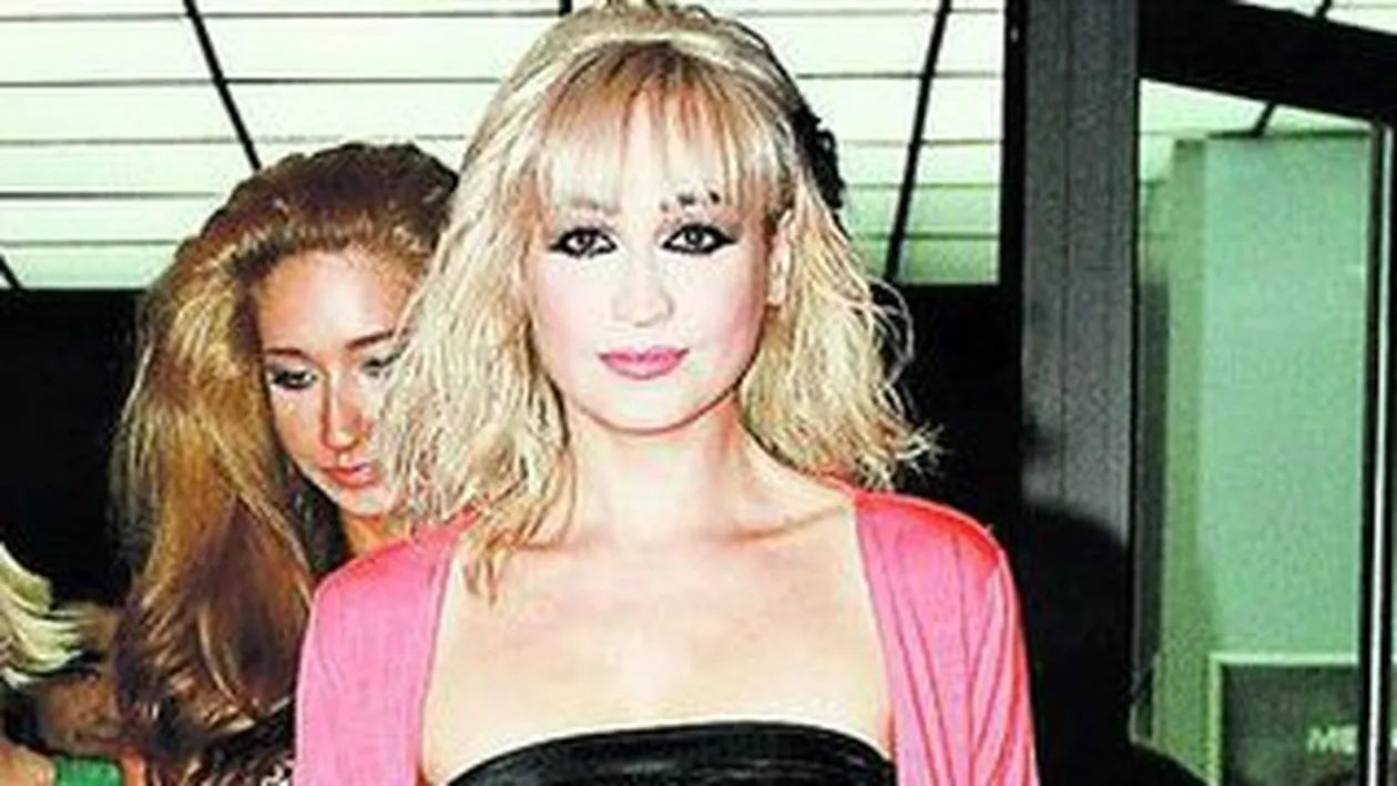 Simona Florescu a ramas indiferenta la drama fostului iubit, Dimitris Tombros, a carui mama a decedat: M-a ignorat! Acum i-am vazut adevaratul caracter