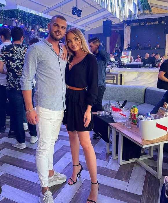 Maria Constantin, totul despre relația cu viitorii socri. „Mă bucur că fac parte din familia lor, mai ales că eu nu o mai am decât pe mama!”