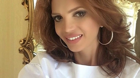 CRISTINA SPĂTAR „joacă tare” după divorţ. A înnebunit plaja cu funduleţul ei!
