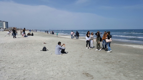  Imagini de senzaţie din Mamaia. Ce se întâmplă în mini-vacanţa de 1 Mai