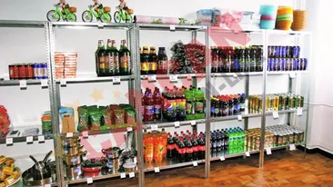 Pijamale, blugi si camasi confiscate, la pret de nimic