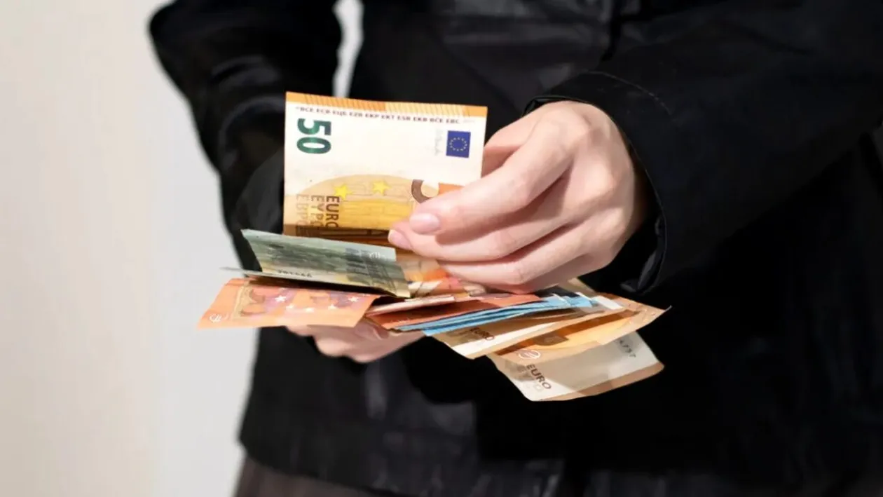 Salariu de 3.000 de euro pe lună pentru cei care vor să lucreze în Antarctica. Se recrutează noi angajați