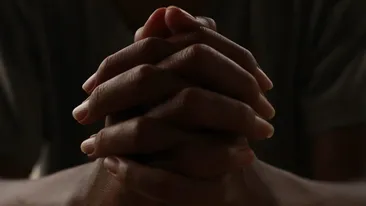 Rugăciune de seară. Rostește-o înainte să adormi pentru bunăstare, liniște și sănătate