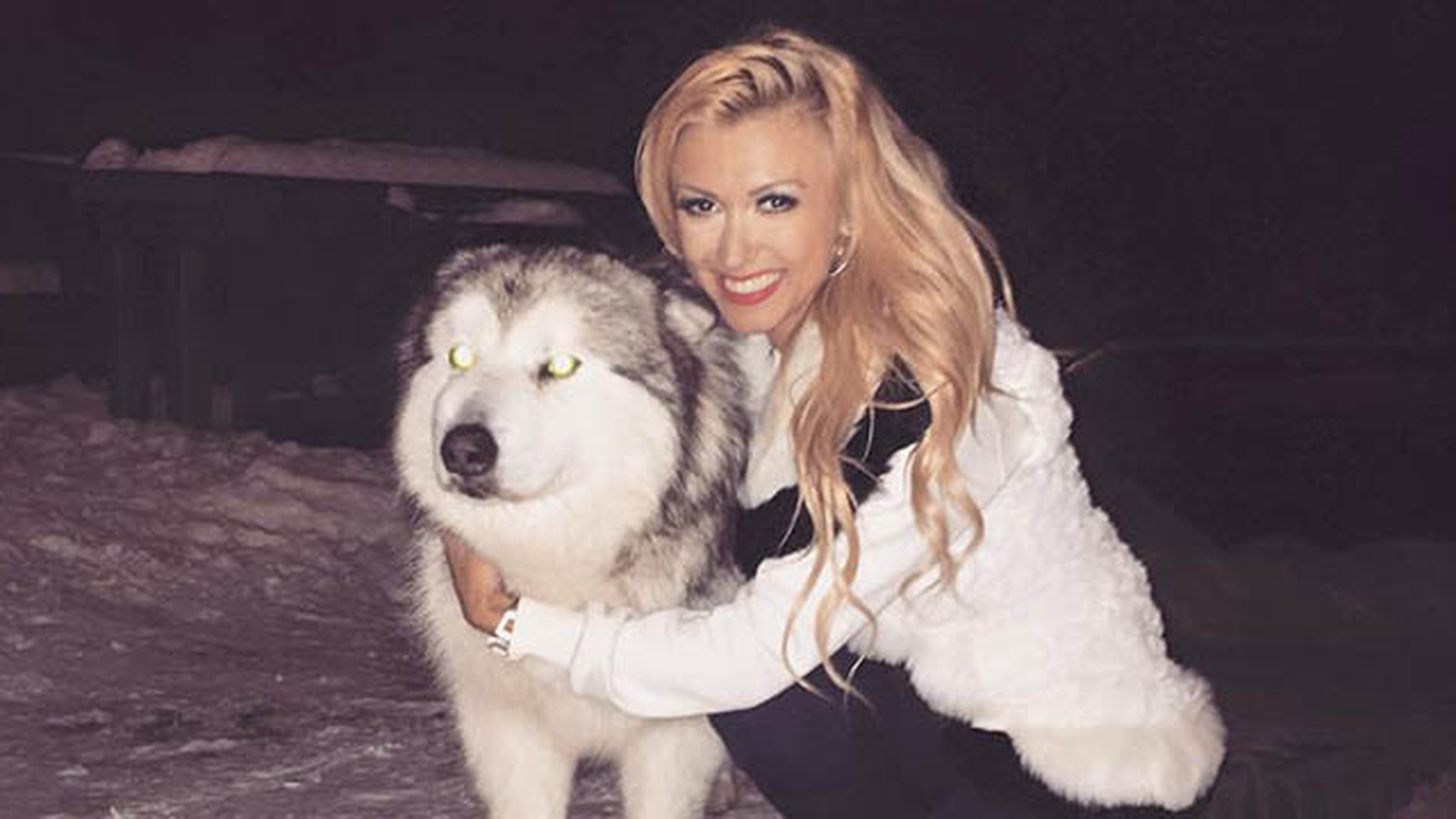 Imagini interzise minorilor! O sa faci infarct cand o sa vezi poza asta! Andreea Balan a ramas in sanii goi