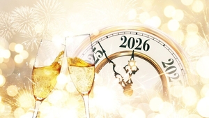 Tradiții şi superstiţii de Anul Nou. Ce trebuie să ții în noaptea de Revelion la tine pentru a atrage banii în 2026