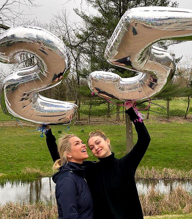 Ce cadou neașteptat au primit Gigi Hadid și Zayn Malik după ce au confirmat vestea că vor deveni părinți