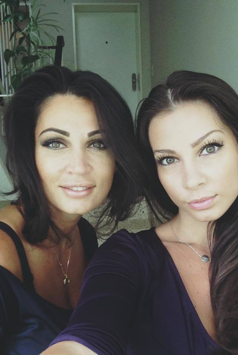Nicoleta şi Iuliana Luciu se întorc la tv! În ce emisiune vor apărea cele mai sexy surori din showbiz