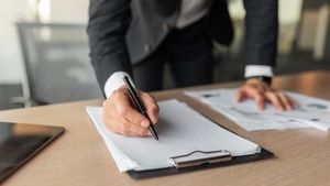 Preț procură notarială 2026. Cât plătești în funcție de tipul acesteia