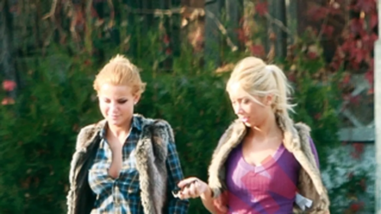 Marina Dina si prietena ei au mers sa probeze peruci