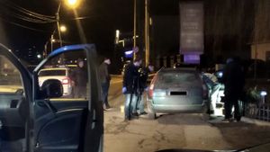 Crimă șocantă în Bacău! O tânără mămică a fost ucisă cu sânge rece și abandonată într-o mașină