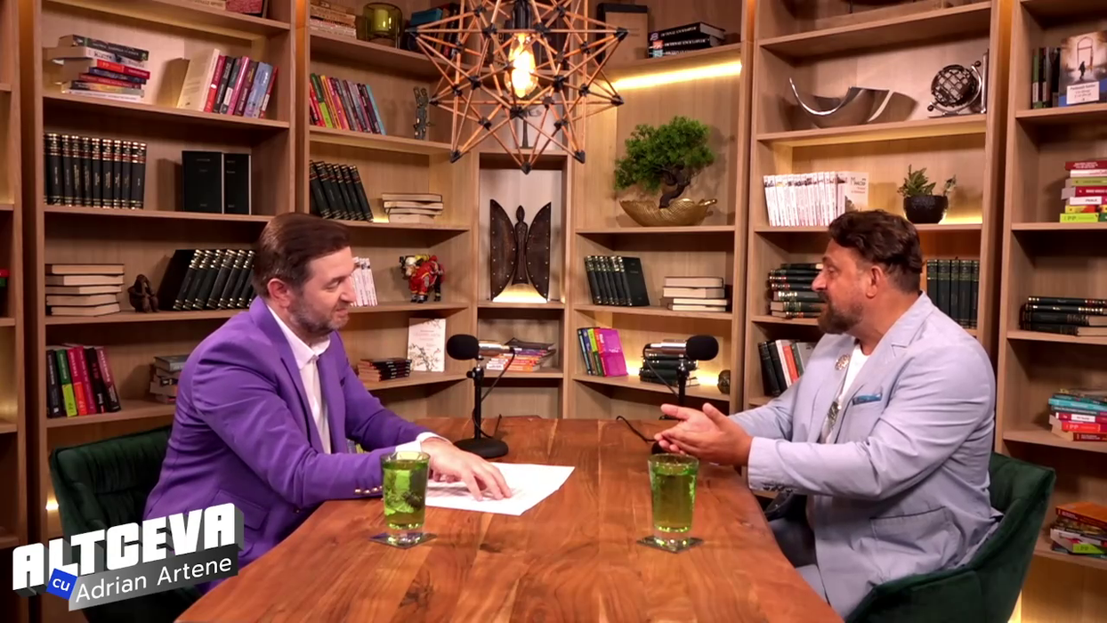 Podcastul poate fi urmărit integral pe canalul de YouTube ”ALTCEVA cu Adrian Artene” / (Sursa: Captură video)