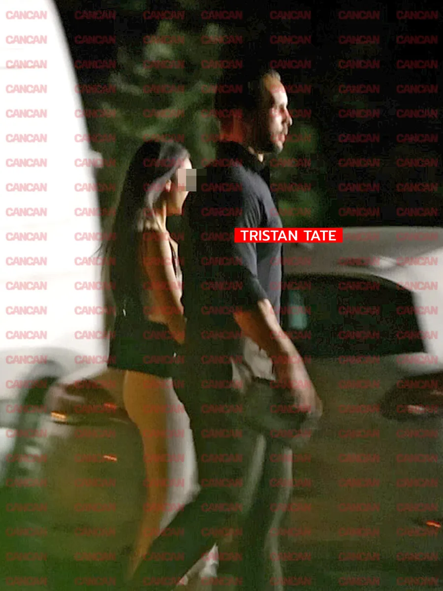 Ca doi îndrăgostiți, cei doi se îndreaptă spre dubă