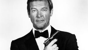 A murit Roger Moore. Actorul  l-a interpretat pe faimosul spion James Bond