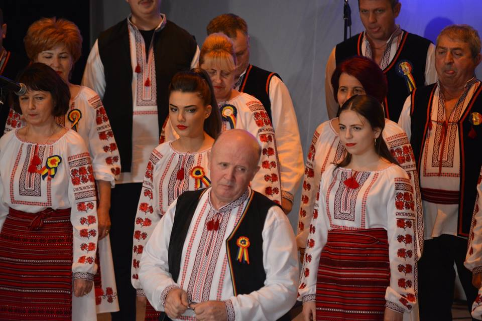 Profesorul Ioan Petrovici a cucerit Europa alături de corurile pe care le-a dirijat