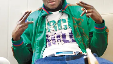 N'Doye s-a distrat pe muzica lui Adrian Minune