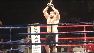 “Ursu Carpatin”, reţinut înainte de Local Kombat! Cumătrul lui Cătălin Moroşanu este acuzat că a falsificat 700 de carduri!