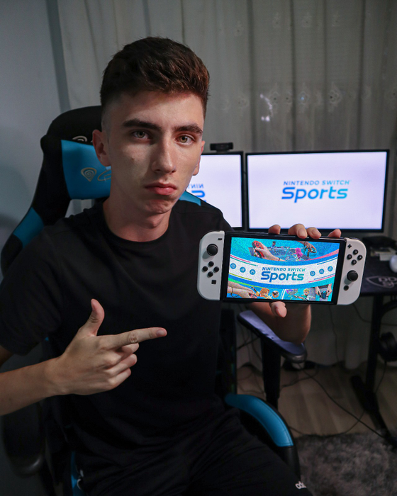 Cristian Târnăvean a reușit, la doar 19 ani, să devină un influencer de succes