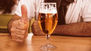 Se anunță noi scumpiri pentru anul 2022. Berea se scumpește considerabil din cauza creșterilor de accize