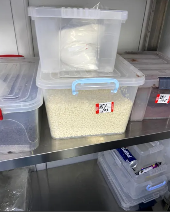 British School of Bucharest, prima reacție după ce ANSVSA a confiscat 60 de kg de alimente expirate: „Au fost păstrate într-un congelator!