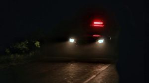 Tânăr din Iași, găsit cu venele tăiate în mașină, de către Poliție. Prietenul său i-a alertat pe agenți