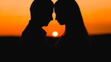 Poveste de dragoste, demnă de scenariul unui film! Și-au trimis scrisori timp de un an, iar ce a urmat întrece orice imaginație