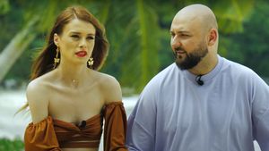 Cine este, de fapt, Teodora de la Insula Iubirii. Cu ce se ocupă acum soția lui Alex, după ce în trecut a făcut videochat