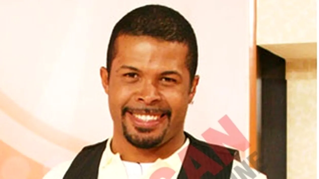 Cabral catre Andreea Patrascu Doamne, cum zambesti tu cu toata gura, cu dintii aia albi si frumosi