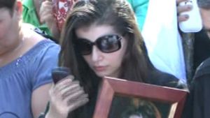 Monica Gabor, moment incredibil la inmormantarea mamei sale! Gestul neadecvat pe care l-a facut fosta doamna Columbeanu