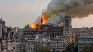 Poliția din Franța a făcut anunțul! S-a descoperit de unde a pornit incendiul la catedrala Notre-Dame