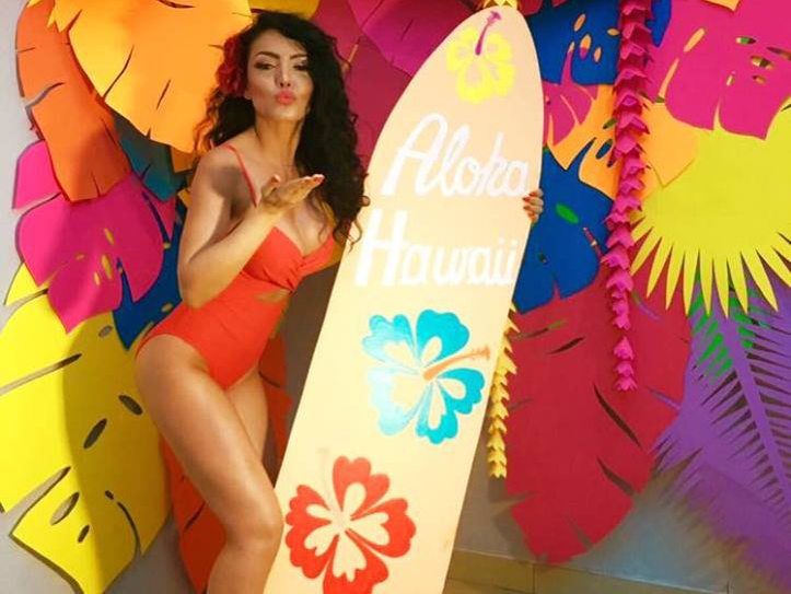 Andreea Mantea, în costum de baie în emisiune! Cu ce ocazie a avut loc apariţia-surpriză