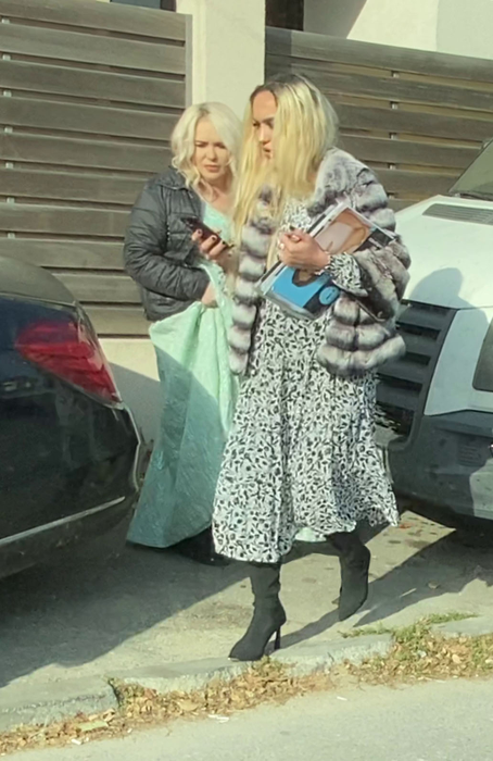 Viorica și Ioniță de la Clejani sunt cu ochii pe copila lor, Margherita