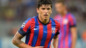 O sa-ti dai cainele afara din casa cand o sa vezi cum poate sa arate SORA lui Cristian Tanase de la Steaua!