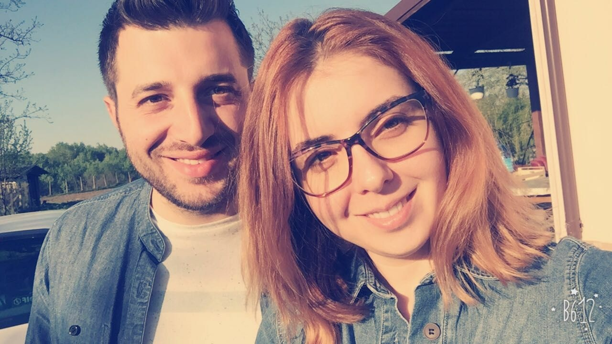 Aura Poteraşu şi logodnicul ei,  Adrian George Turmac
