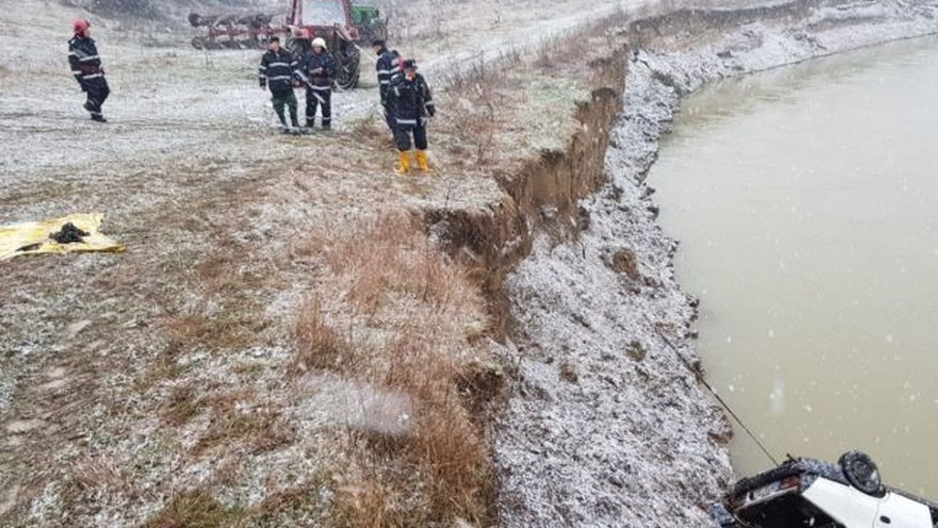 Tragedie în Argeş. Tatăl cu cei doi copii au ajuns în râu şi nu a reuşit să salveze decât unul din fii!