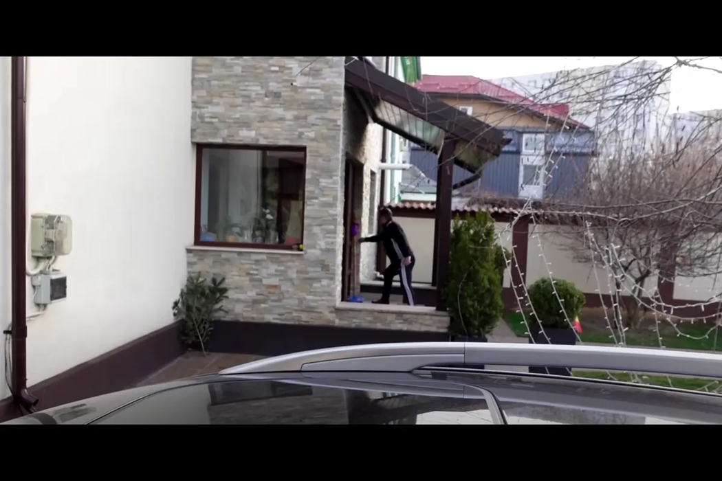 Cum arată vila de lux în care locuiește Nea Mărin. Liviu Vârciu l-a dat de gol: „Ia uite ce bani are!”