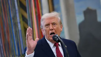 Iranul va fi „șters de pe fața pământului”, amenință Trump. Mesaj dur pentru Teheran