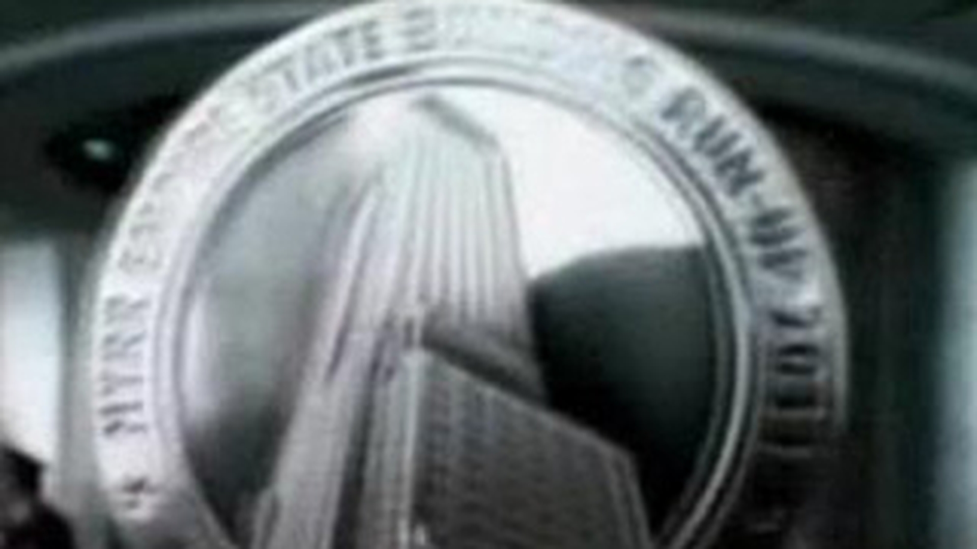 VIDEO Concurs de urcat scarile in Empire State Building! Un barbat a urcat cele 102 etaje in 10 minute!