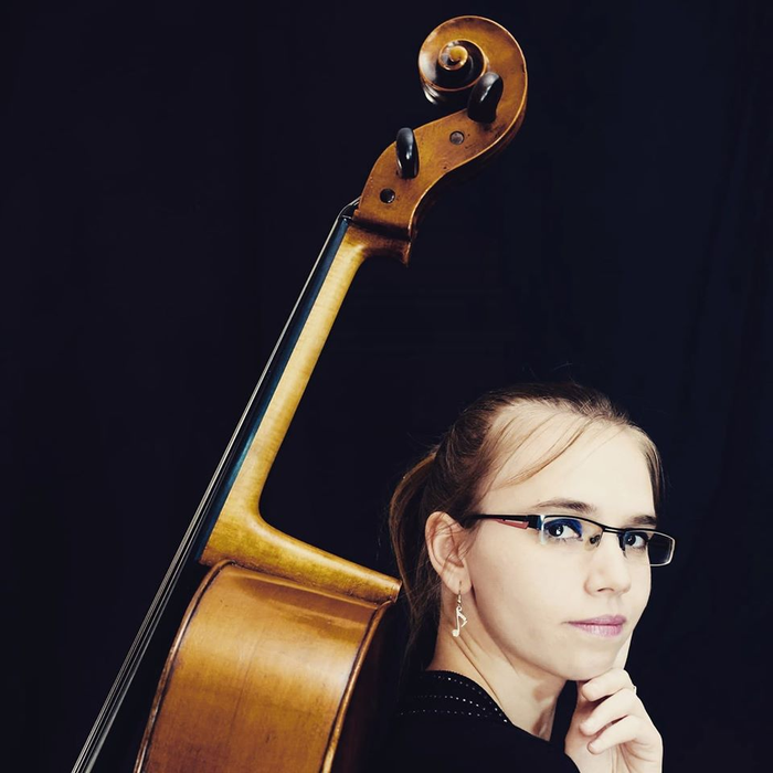 Cristina Toma, românca care lucrează cu ”Mozart al Franței”!