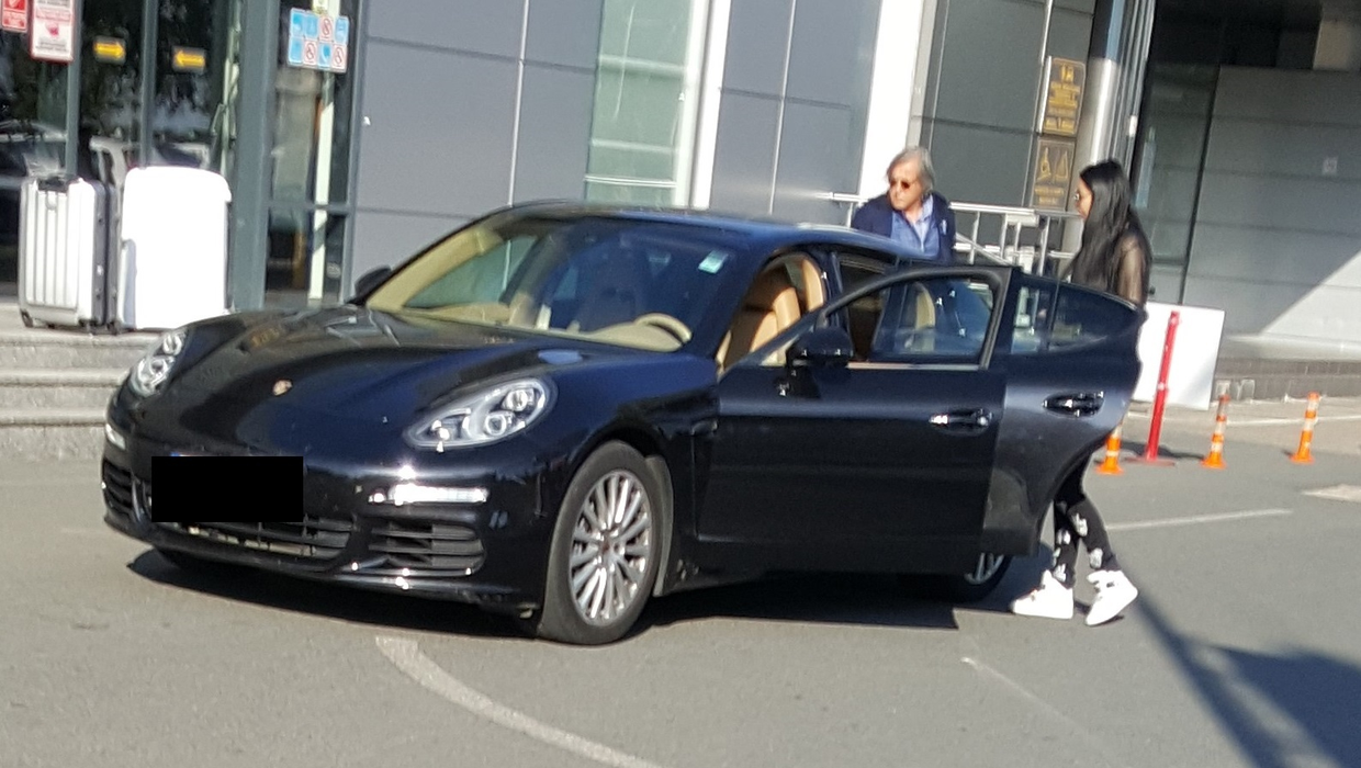Brigitte i-a făcut bagajele lui Ilie Năstase şi l-a trimis la Bucureşti