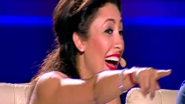 Striptease la Romanii au talent! Si-a dat fusta jos si a dat din fundulet la juriu! Ai un...