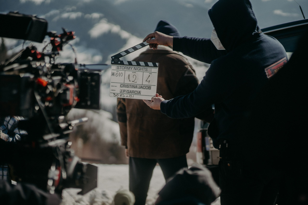 Regizoarea Cristina Jacob începe filmările pentru “Stormy Nights”